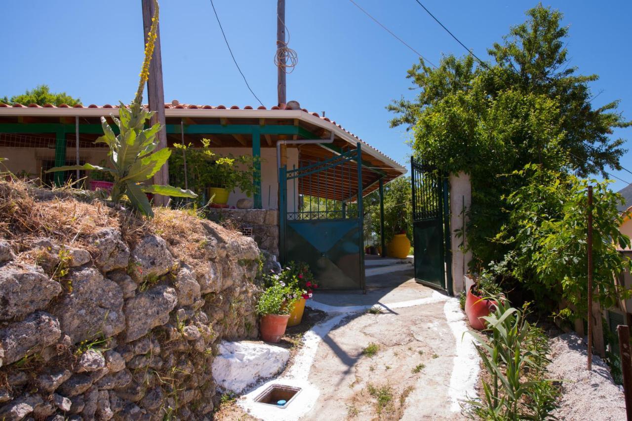 Traditional Houses In The Village Lazaráta Extérieur photo