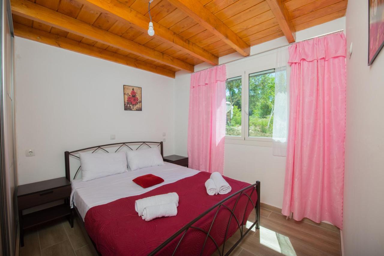 Basil & Guest House Lazaráta Extérieur photo