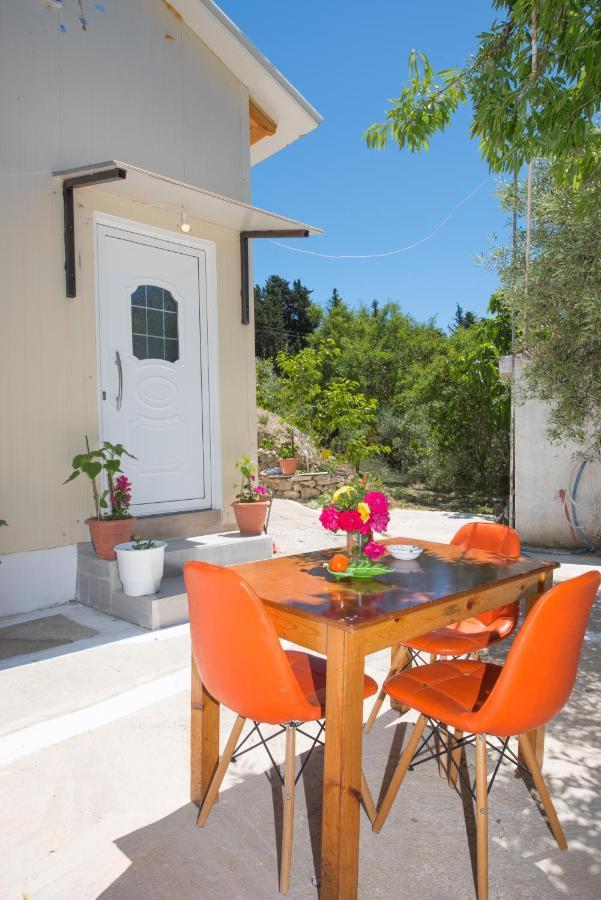 Basil & Guest House Lazaráta Extérieur photo