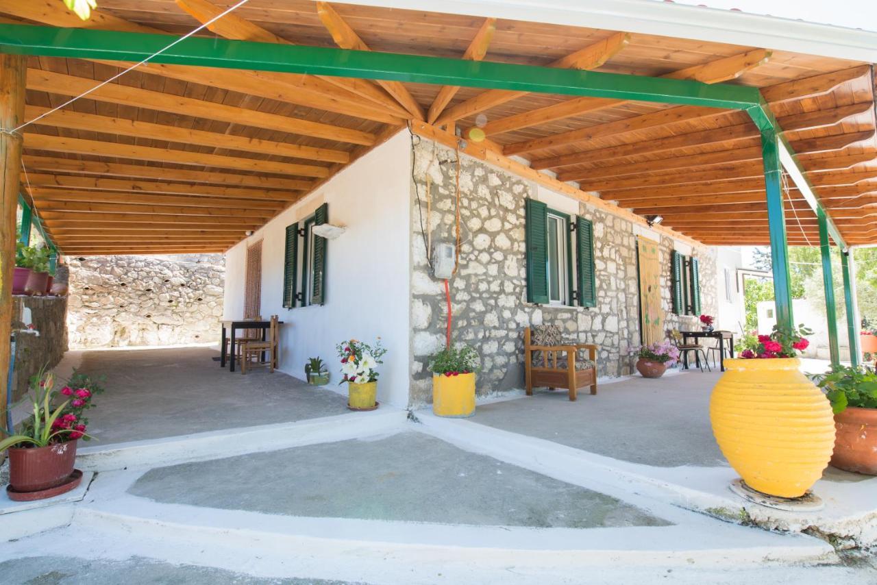 Basil & Guest House Lazaráta Extérieur photo