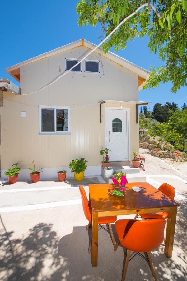 Basil & Guest House Lazaráta Extérieur photo